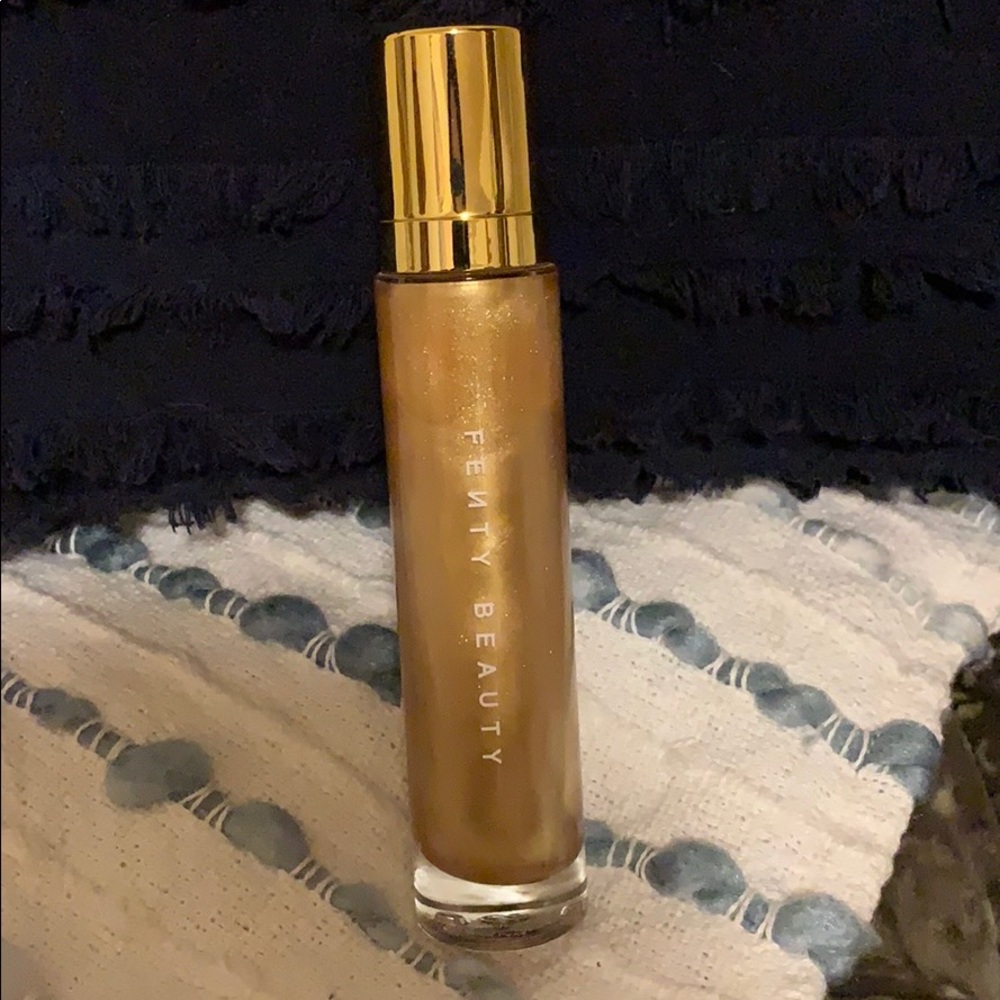 Fenty Beauty Body Lava in Trophy Wife